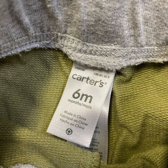 𝅺3/$15 Carter’s Baby Boy Camo Sweats - Picture 2 of 2